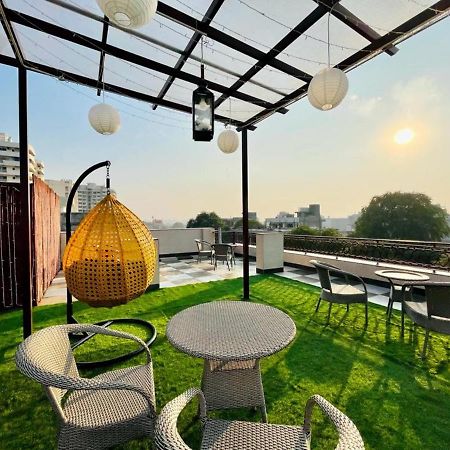 Olive Service Apartments - Golf Course Road Gurgaon Exterior foto
